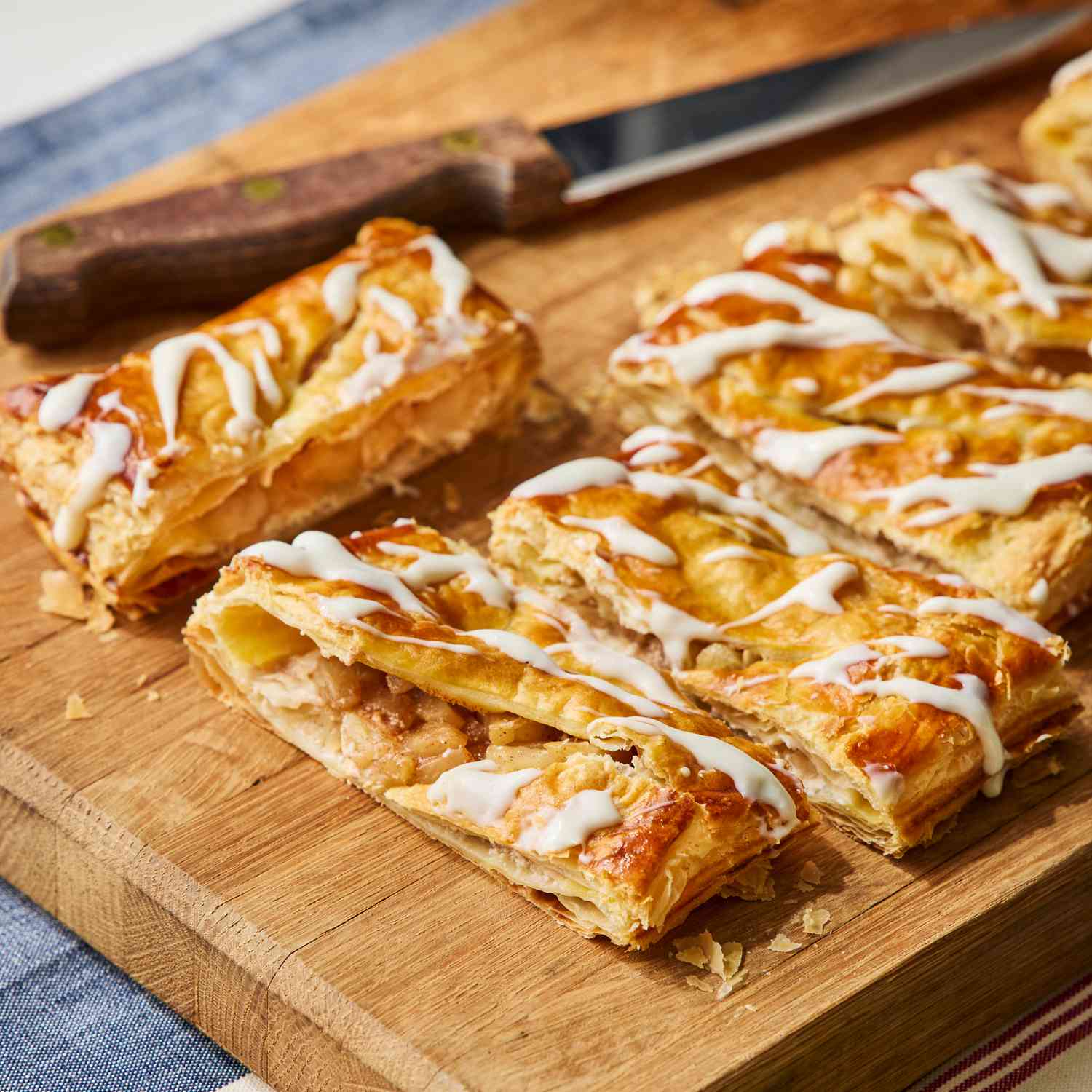a recipe photo of the Apple Pie Breakfast Pastry