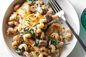 Creamy Chicken & Mushroom Pasta