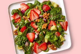 Strawberry Spinach Salad with Avocado & Walnuts