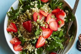 Baby Kale Breakfast Salad with Quinoa & Strawberries