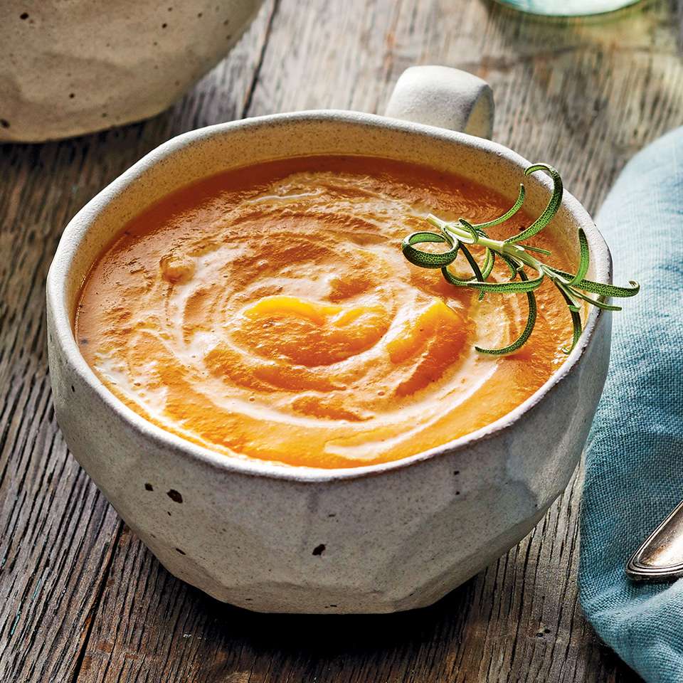 slow cooker creamy butternut squash apple soup