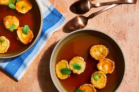 Sopa de Tartaritas (Tiny Crêpe Soup)