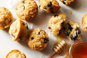 blueberry lemon crumb muffin
