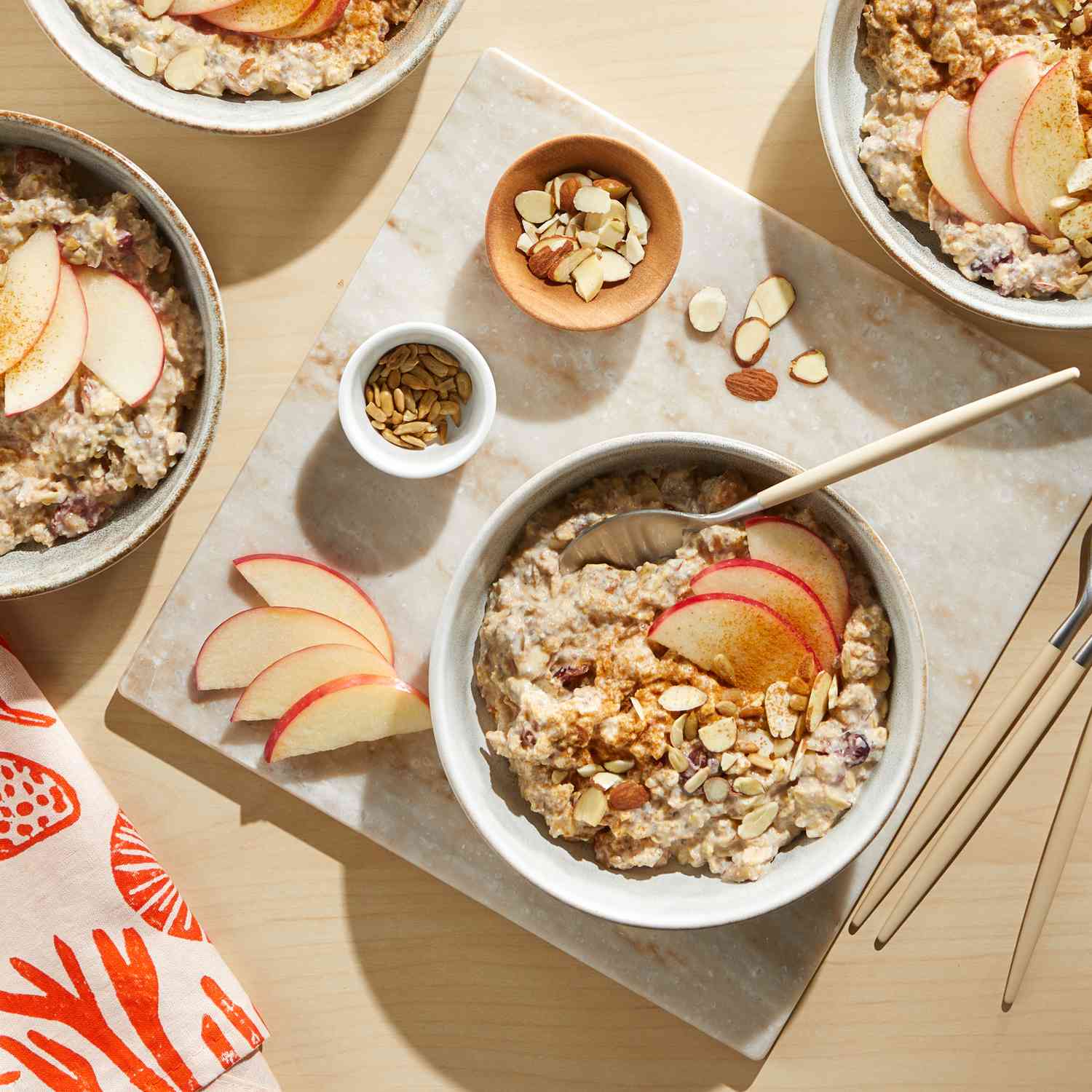 a recipe photo of the Apple-Cinnamon Muesli